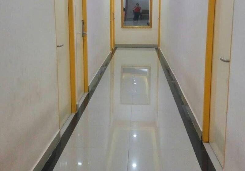 فندق Gold Line Guest House