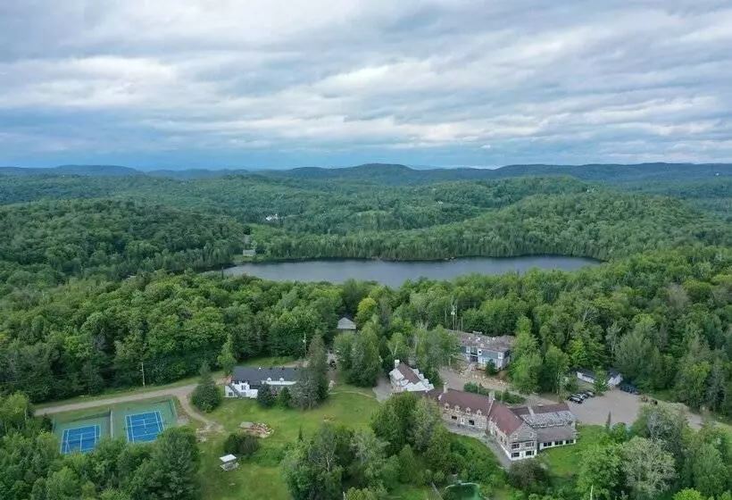 Hotelli Hôtel Far Hills