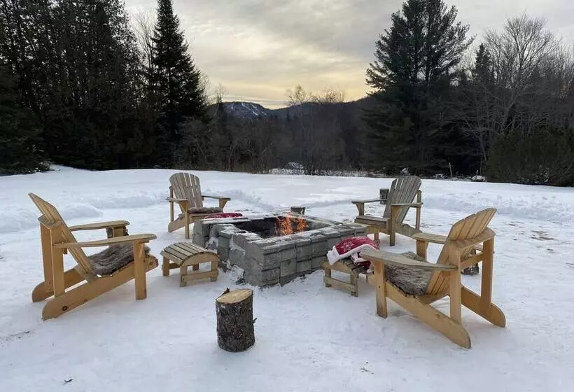 Hotelli Hôtel Far Hills