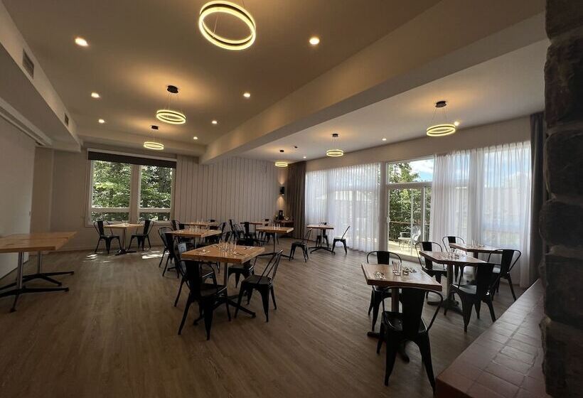 호텔 Hôtel Far Hills