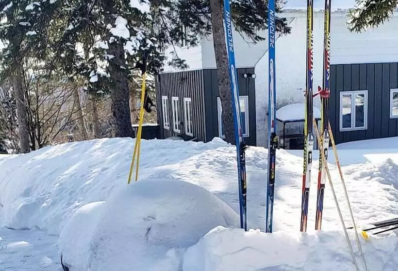 Hotelli Hôtel Far Hills