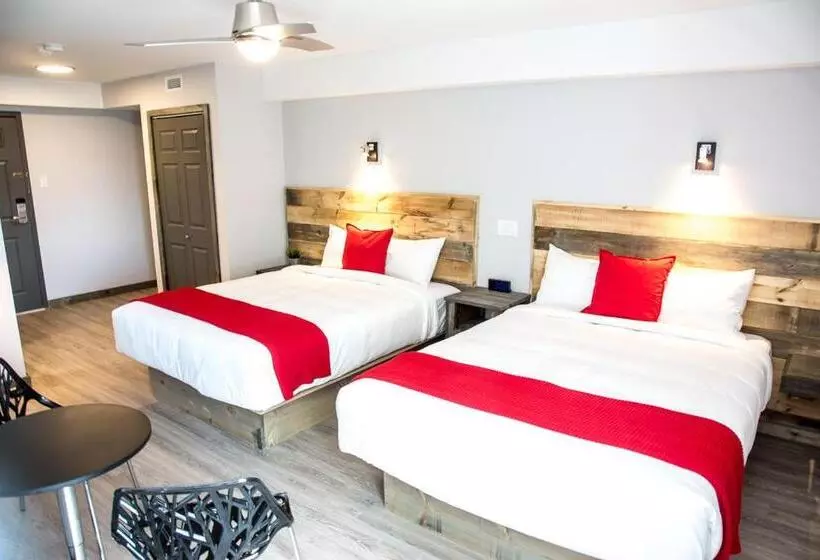 Hotelli Hôtel Far Hills