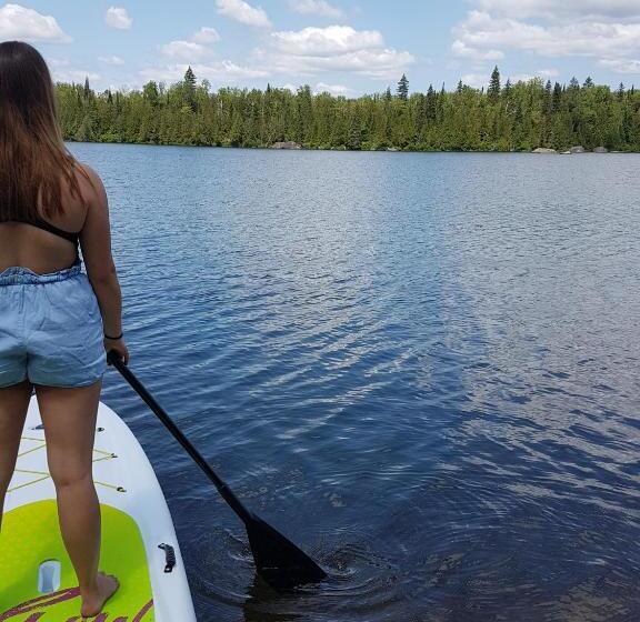 호텔 Hôtel Far Hills