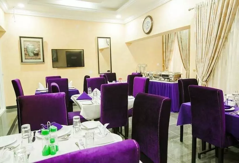 هتل Inti's Royal Suite