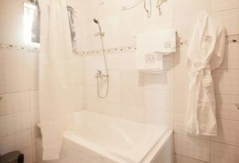 هتل Inti's Royal Suite
