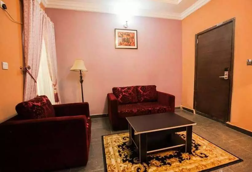هتل Inti's Royal Suite