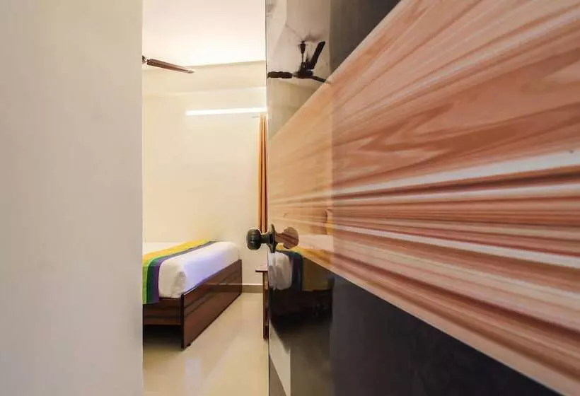 Itsy Hotels Riyas Grand