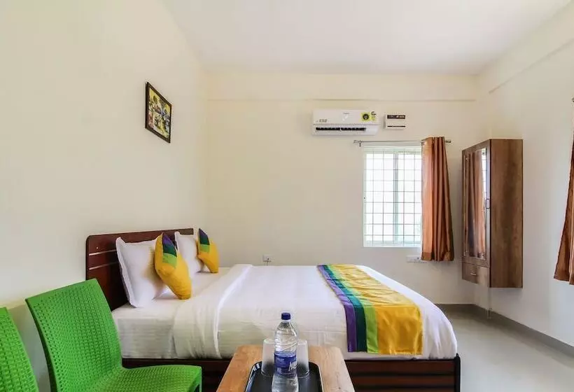Itsy Hotels Riyas Grand