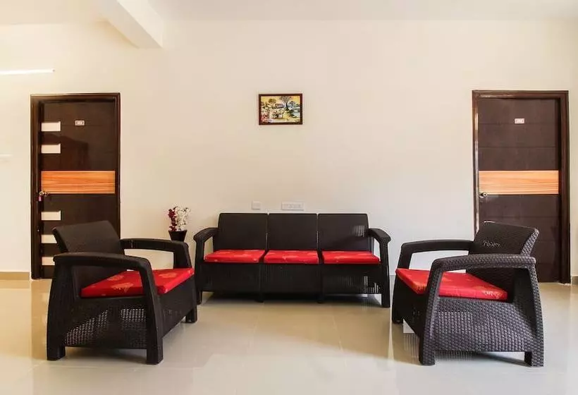 Itsy Hotels Riyas Grand