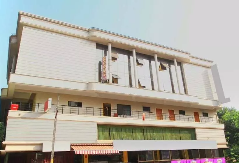 ホテル Kudla Rasaprakash