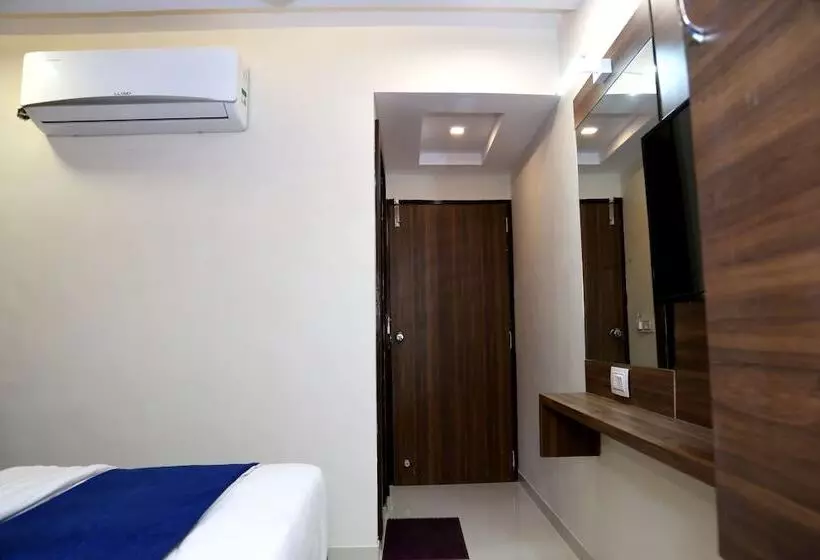 هتل Leisure By Sky Stays