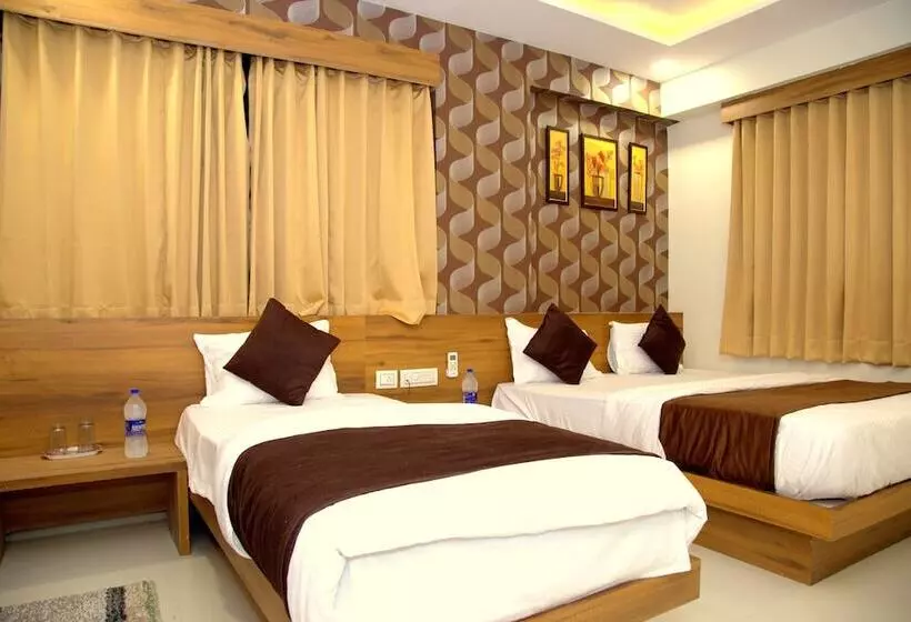 هتل Leisure By Sky Stays