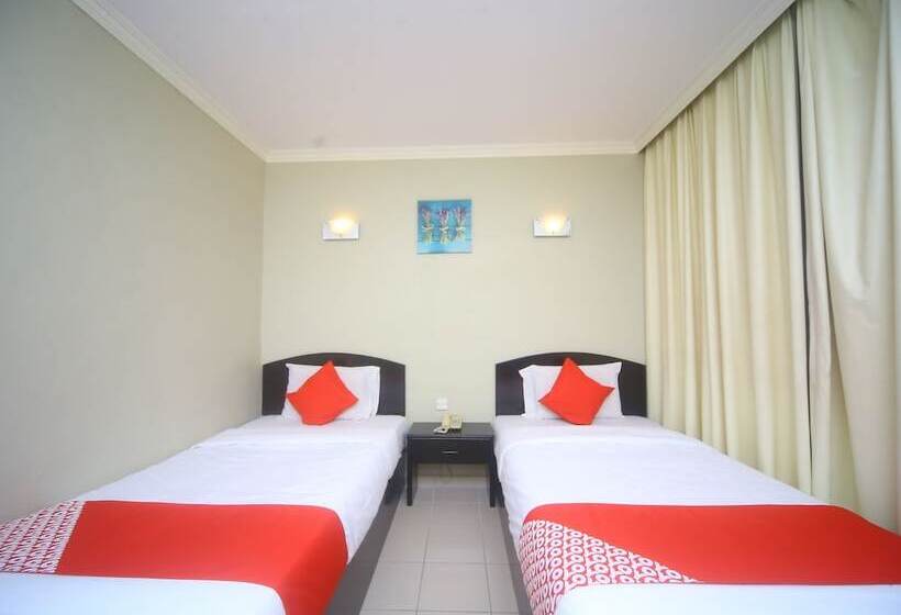 בית מלון כפרי London By Oyo Rooms