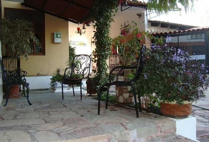 هتل Quinta Arantxa