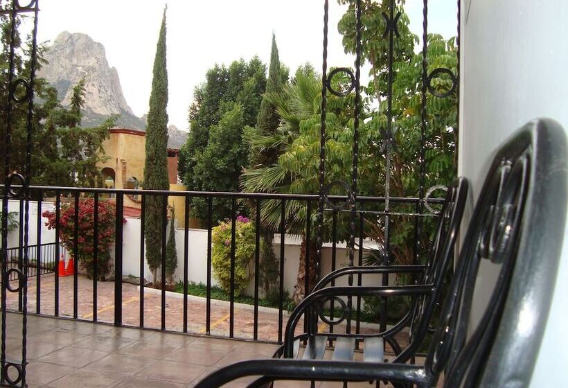 هتل Quinta Arantxa