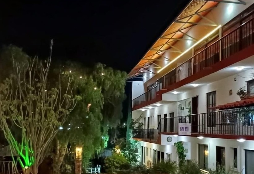 هتل Quinta Arantxa