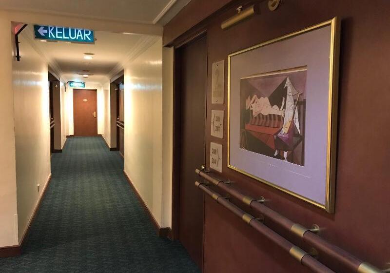 The Executive Hotel Lahad Datu