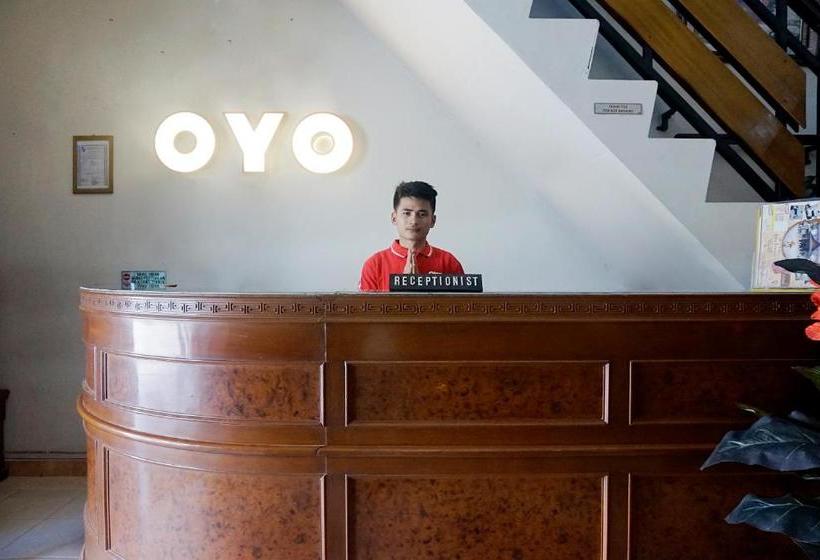 בית מלון כפרי Tirta Kencana Syariah By Oyo Rooms