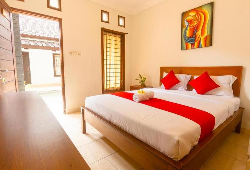 پانسیون Kost & Homestay 911