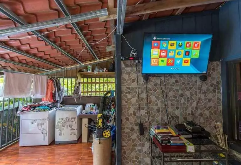 ベッドアンドブレックファースト Curi Hostel