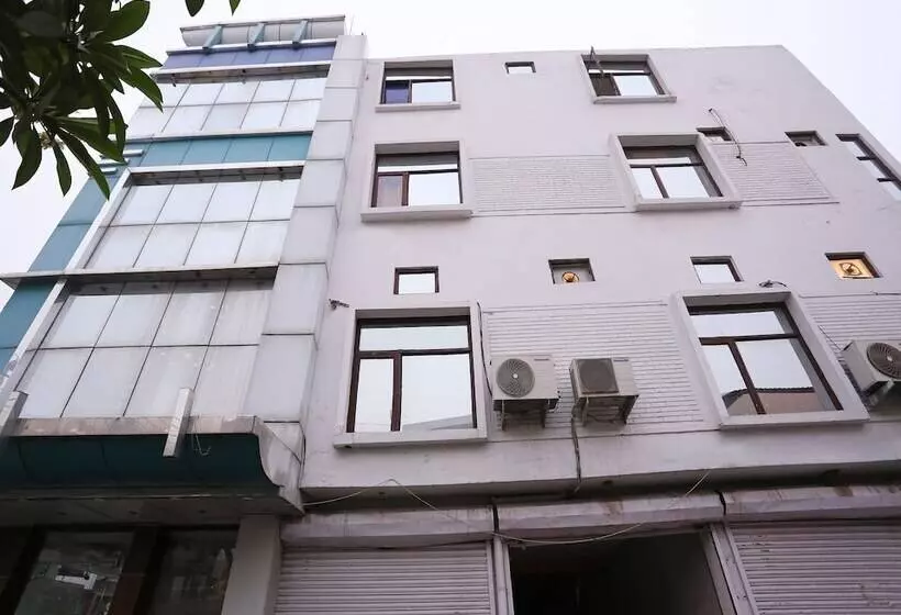 ホテル City Guest House By Oyo Rooms