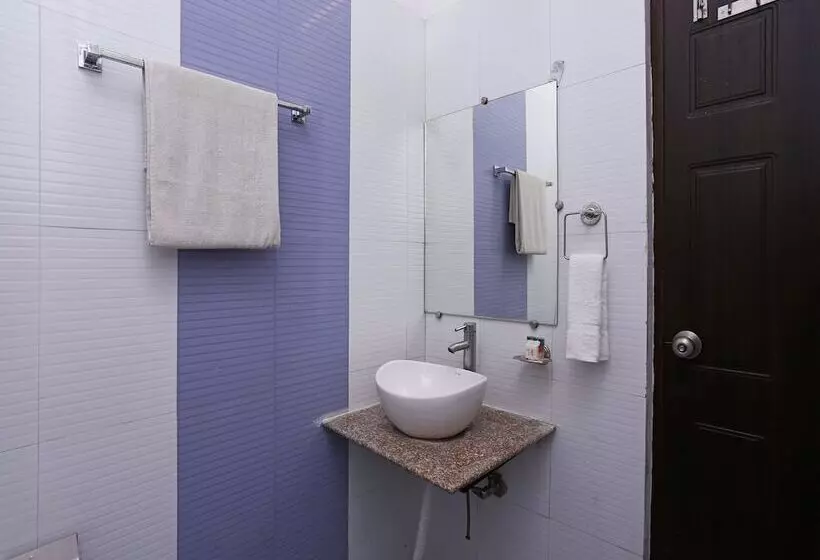 ホテル City Guest House By Oyo Rooms