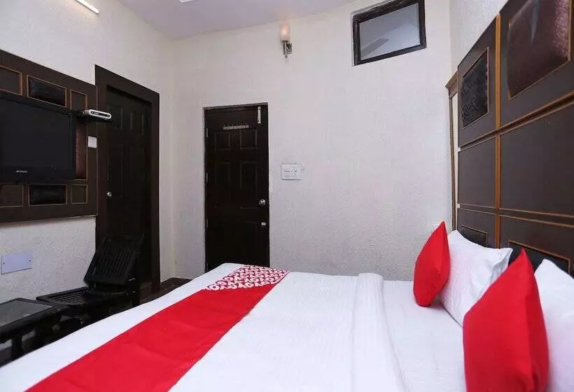 ホテル City Guest House By Oyo Rooms