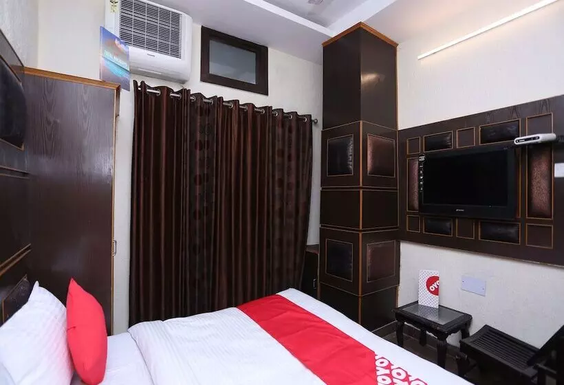 ホテル City Guest House By Oyo Rooms