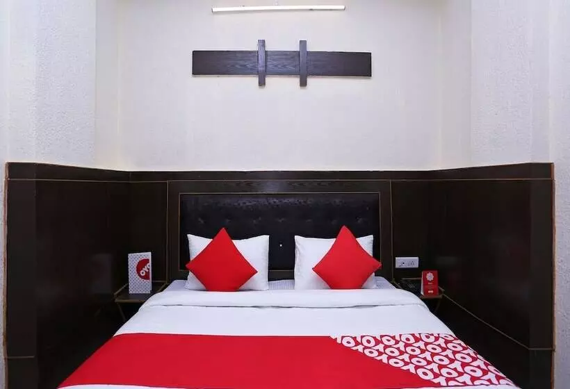ホテル City Guest House By Oyo Rooms