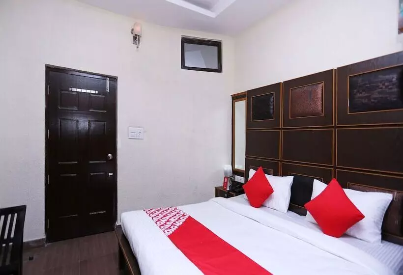 ホテル City Guest House By Oyo Rooms