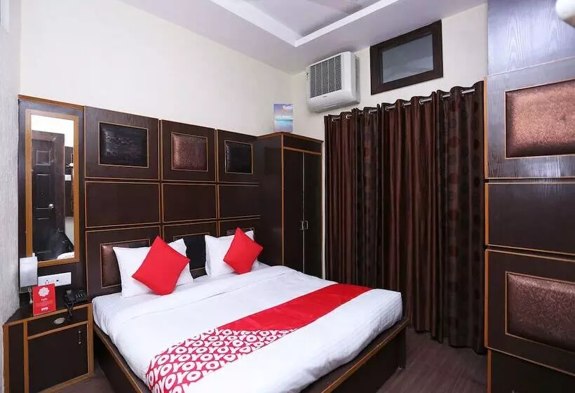 ホテル City Guest House By Oyo Rooms