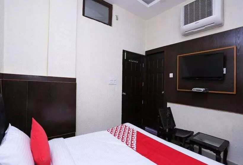 ホテル City Guest House By Oyo Rooms