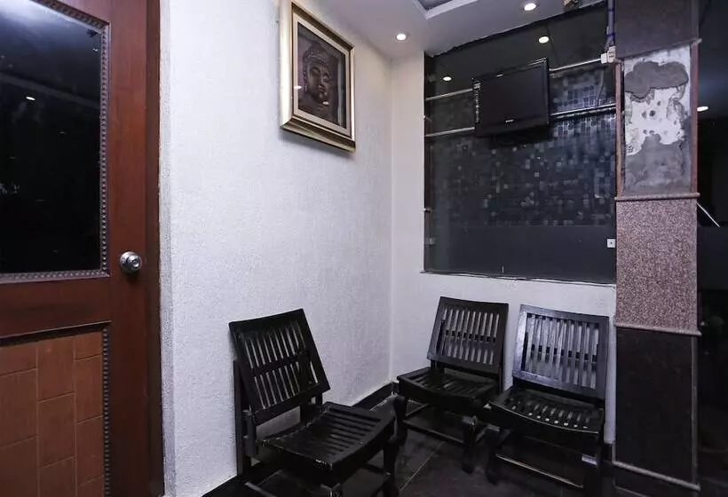 ホテル City Guest House By Oyo Rooms