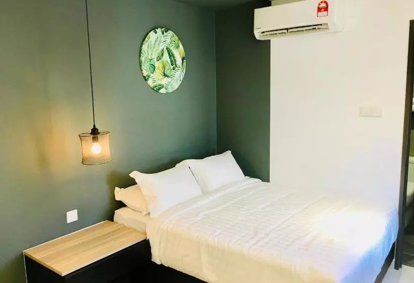 ホテル Enclave Business