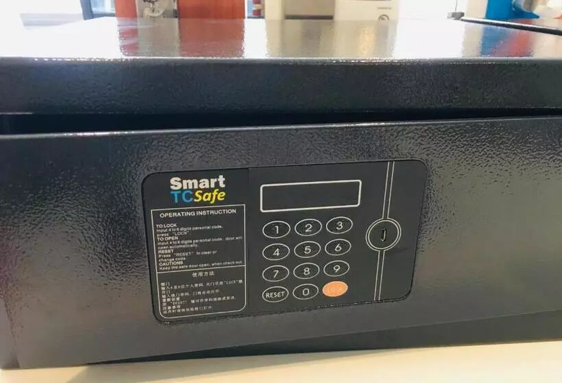 ホテル Enclave Business