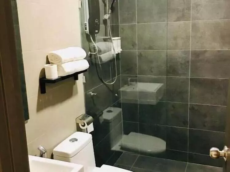 ホテル Enclave Business