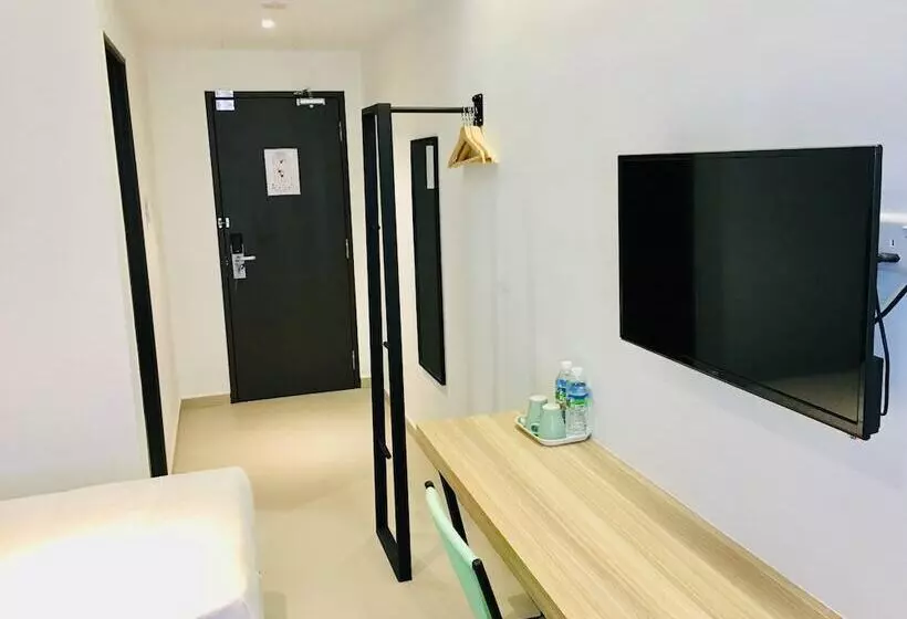 ホテル Enclave Business