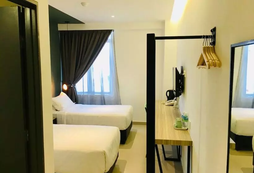 ホテル Enclave Business