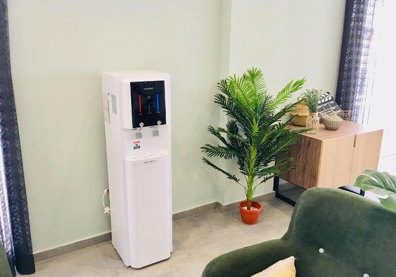 فندق Enclave Business