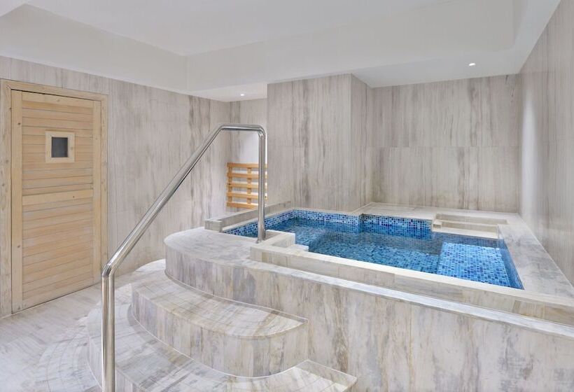 هتل Kathmandu Marriott