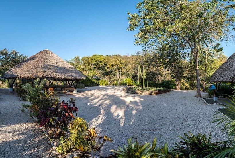 Hotel Mikado Natural Lodge