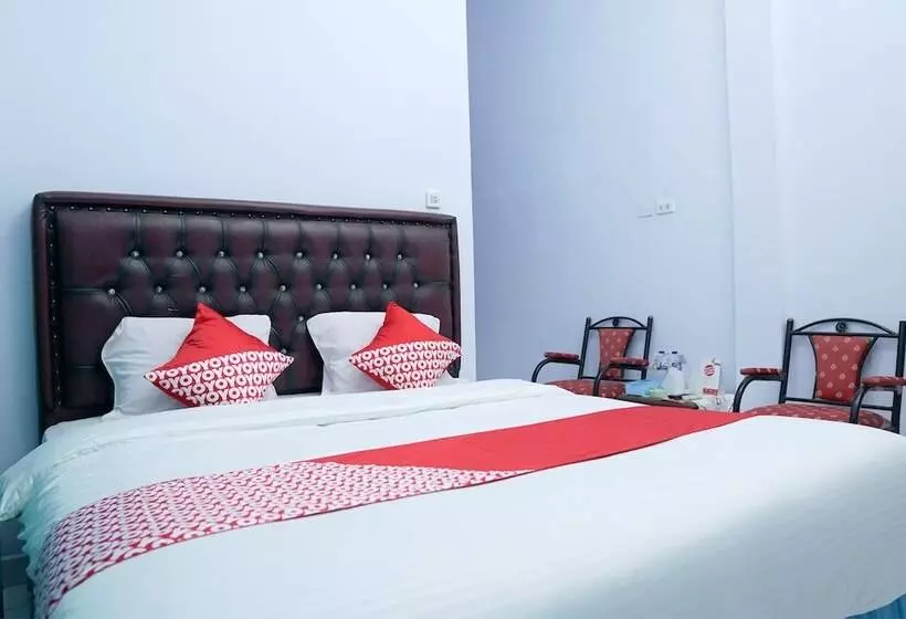 هتل Niaga By Oyo Rooms