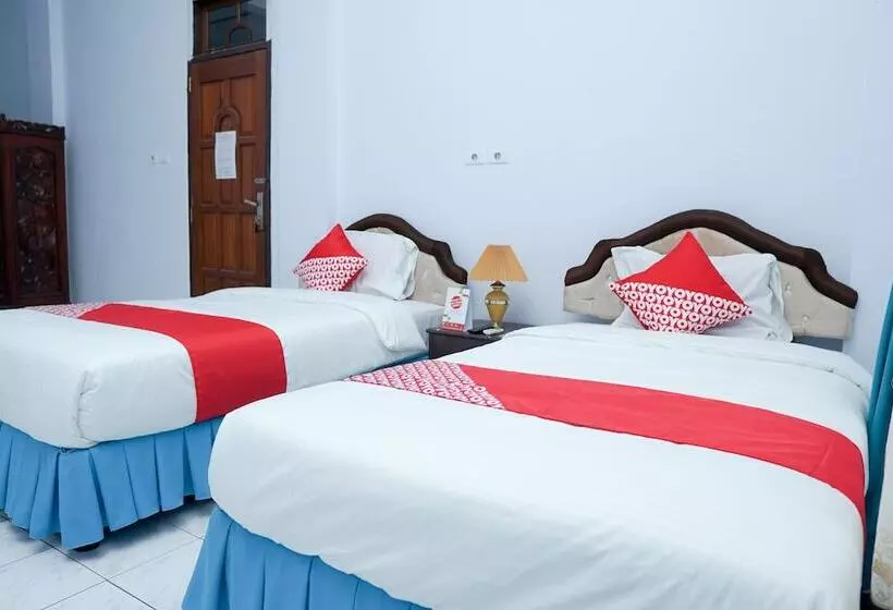 هتل Niaga By Oyo Rooms