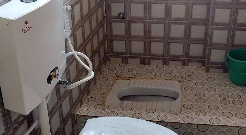 Hotelli Sree Guru Sannidhi A Budget Luxury Lodge