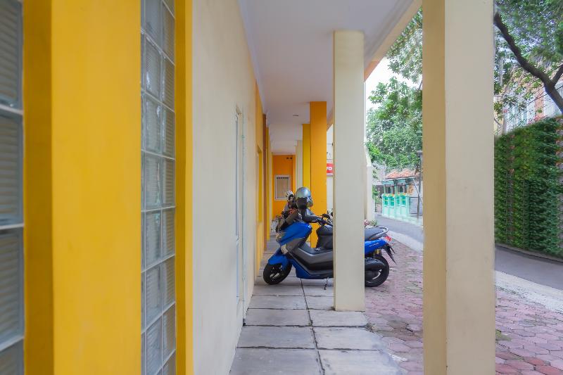 فندق Tebet Residence By Oyo Rooms