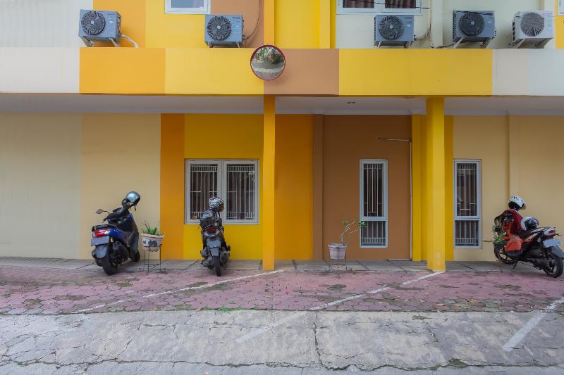 فندق Tebet Residence By Oyo Rooms