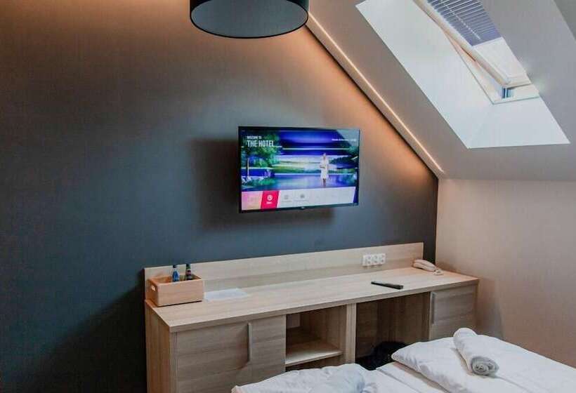 Natural Hotel W Rezerwacie Przy Plaży Na Wyspie