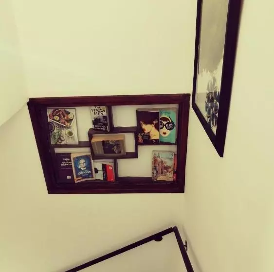پانسیون Cine House