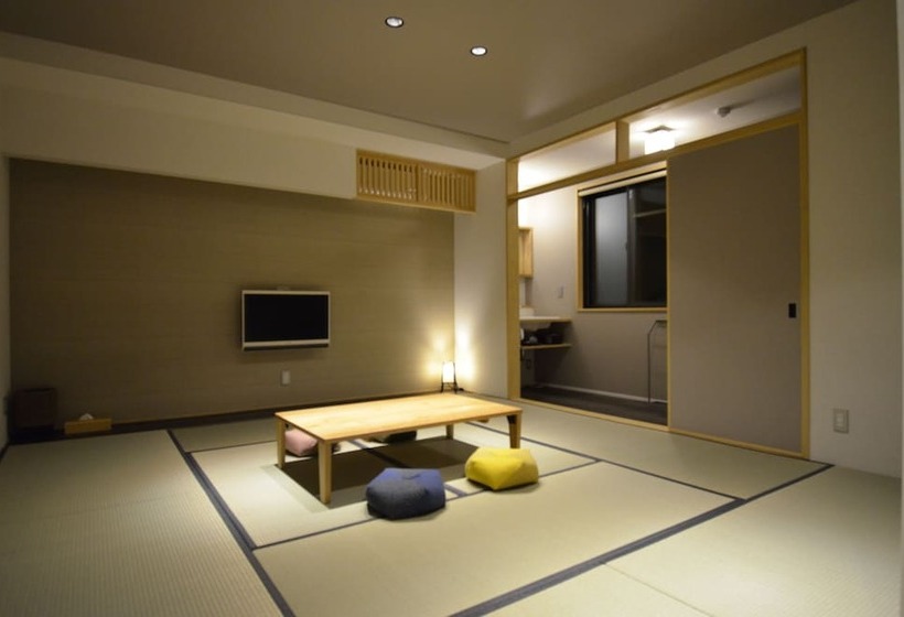 Rjokan Yufuin Tsuru No Yu