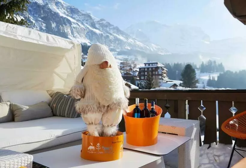 Отель Maya Caprice